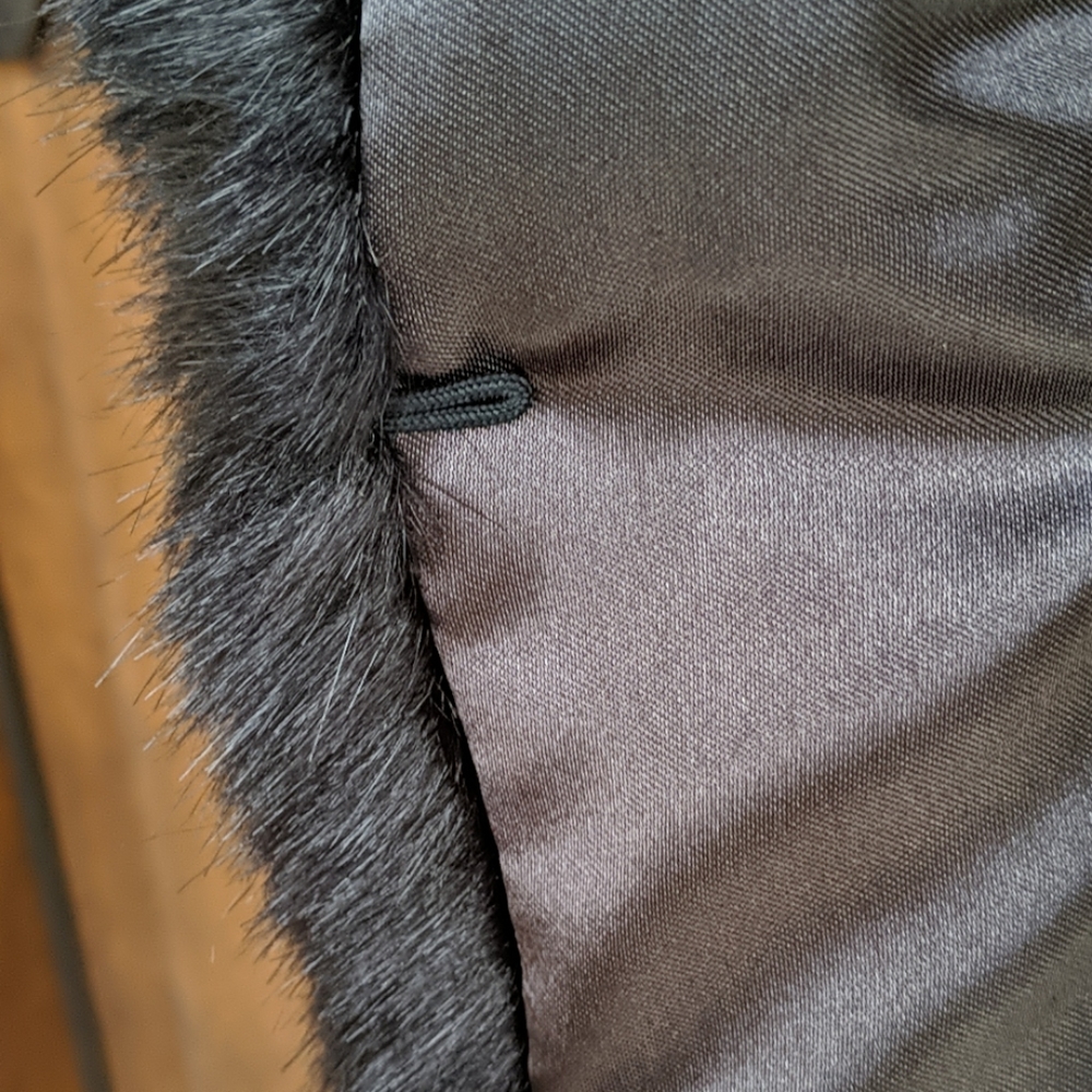 Ashro Faux Fur Stole - Picture 4 of 8
